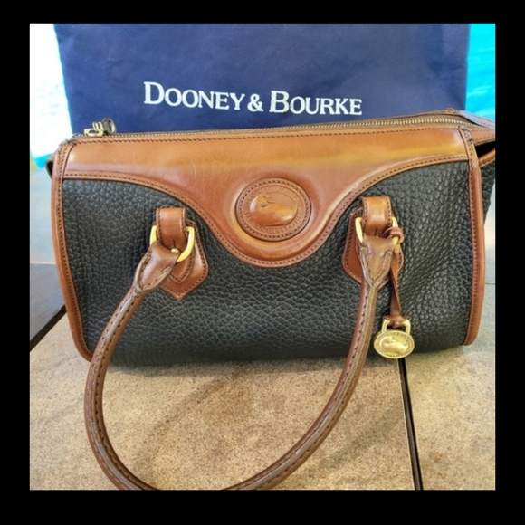 Vintage 90's Black Dooney Bourke Hand Bag Purse - Picture 8 of 10